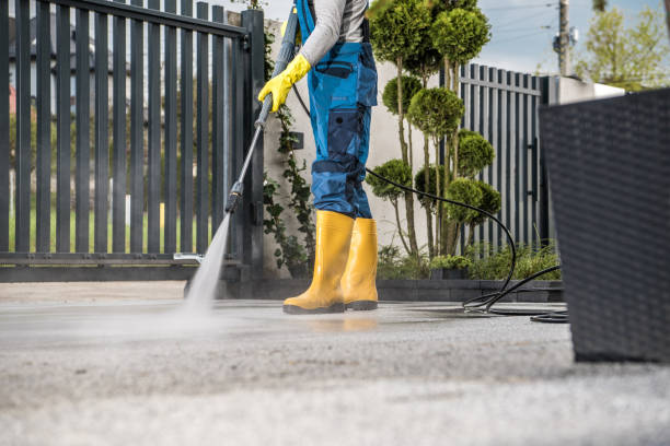 Best Pool Deck Cleaning  in Leith Hatfield, PA